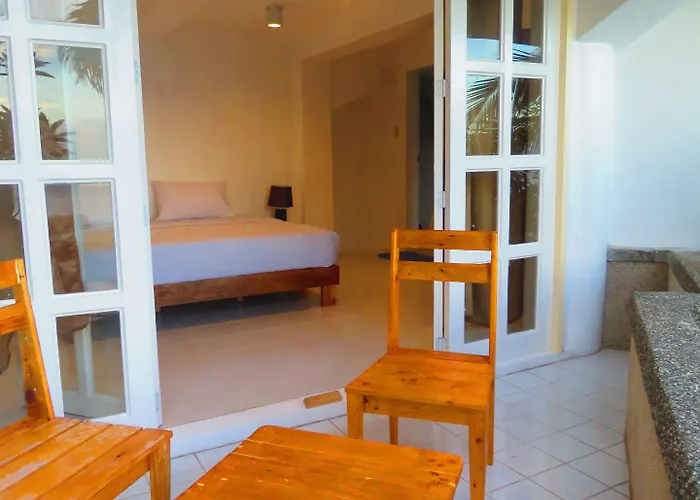 Resort Aozora Seaside Mactan 2*