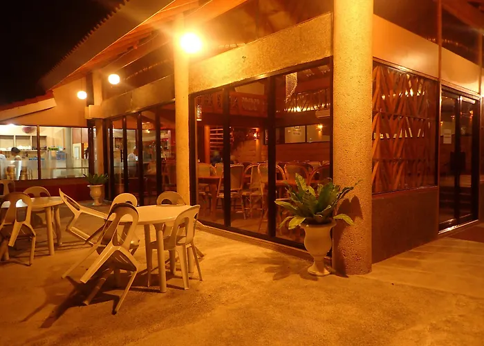 Aozora Seaside Mactan Resort 2*