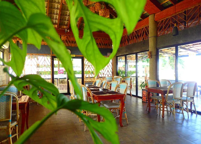 Resort Aozora Seaside Mactan 2*